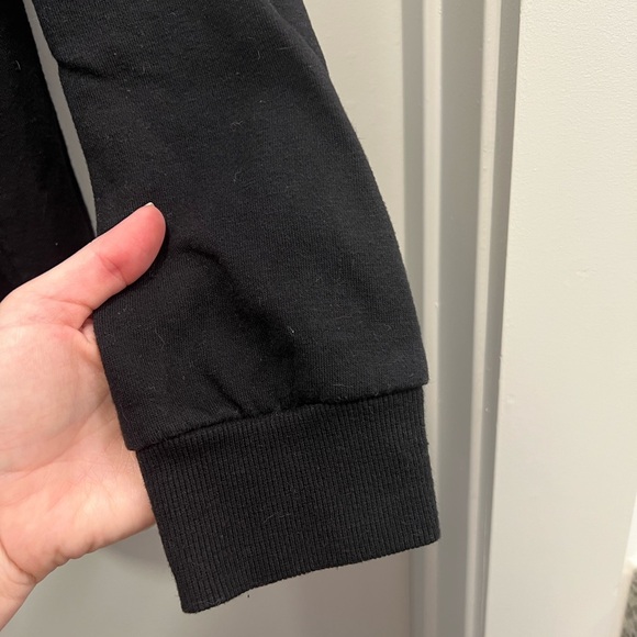 Torrid Size 1 Sweatshirt - Picture 4 of 4